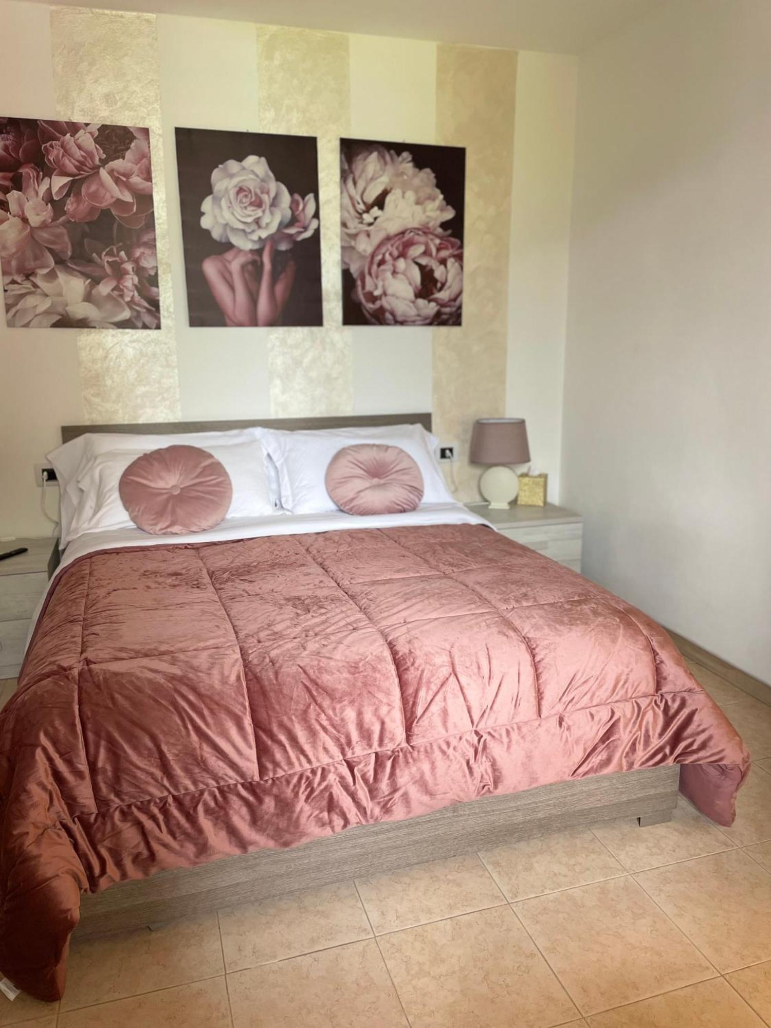 לצנו Peonia Apartment - Appartamento Vista Lago מראה חיצוני תמונה
